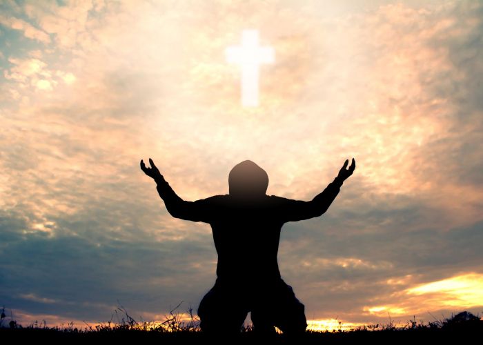 Como lidar com o medo do futuro confiando em Deus